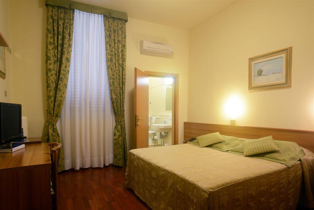 Hotel Colomba Флоренція Екстер'єр фото