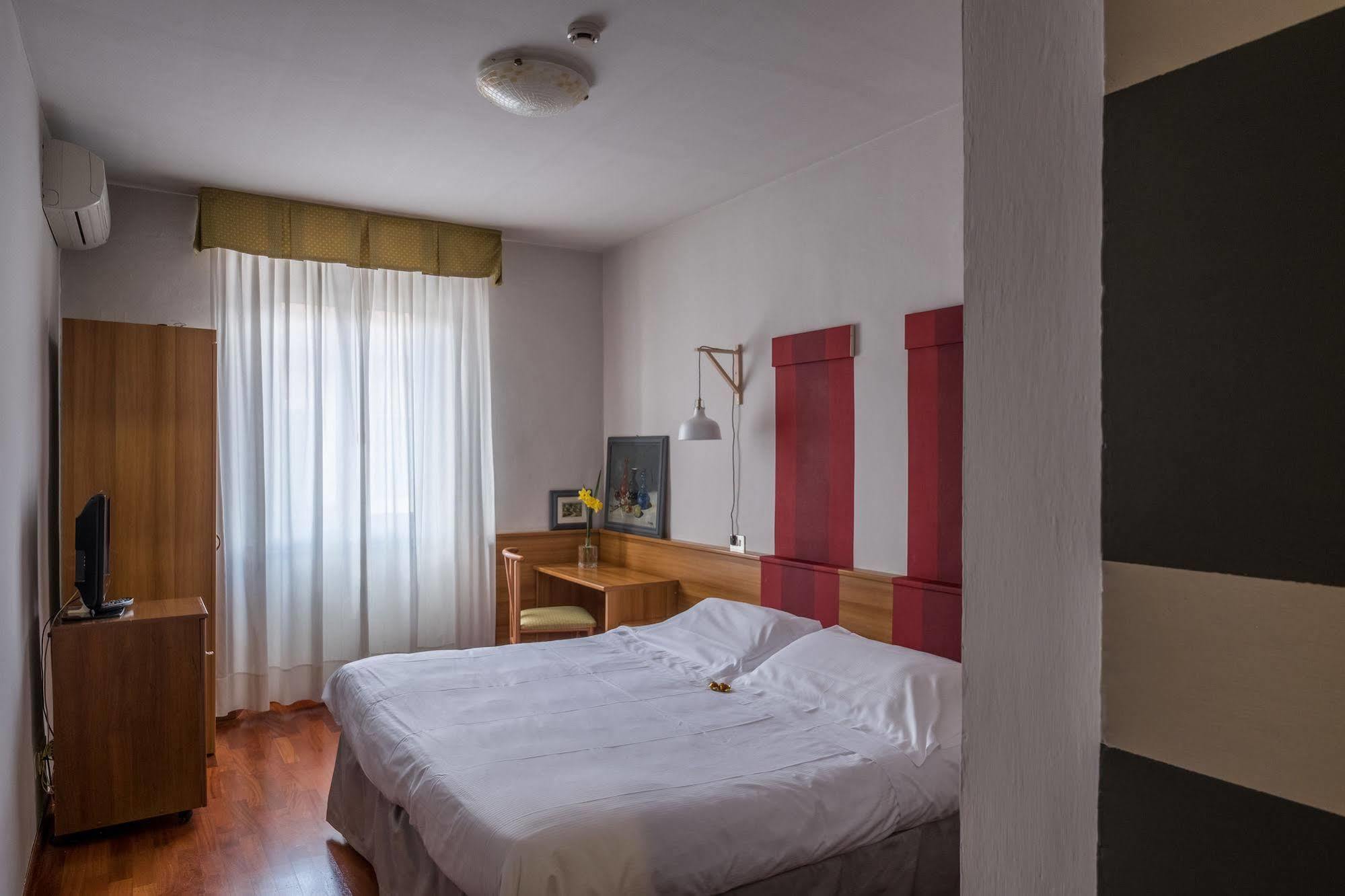 Hotel Colomba Флоренція Екстер'єр фото