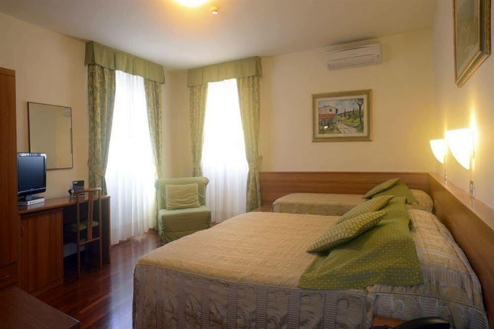 Hotel Colomba Флоренція Екстер'єр фото